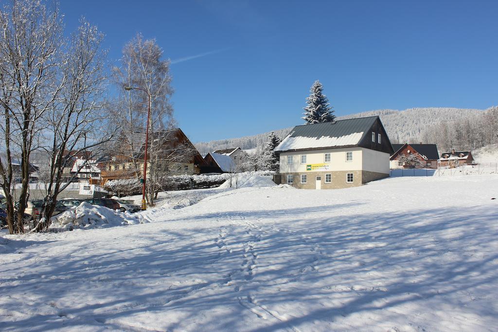 Studia Pod Lysou Apartment Rokytnice nad Jizerou Ruang foto